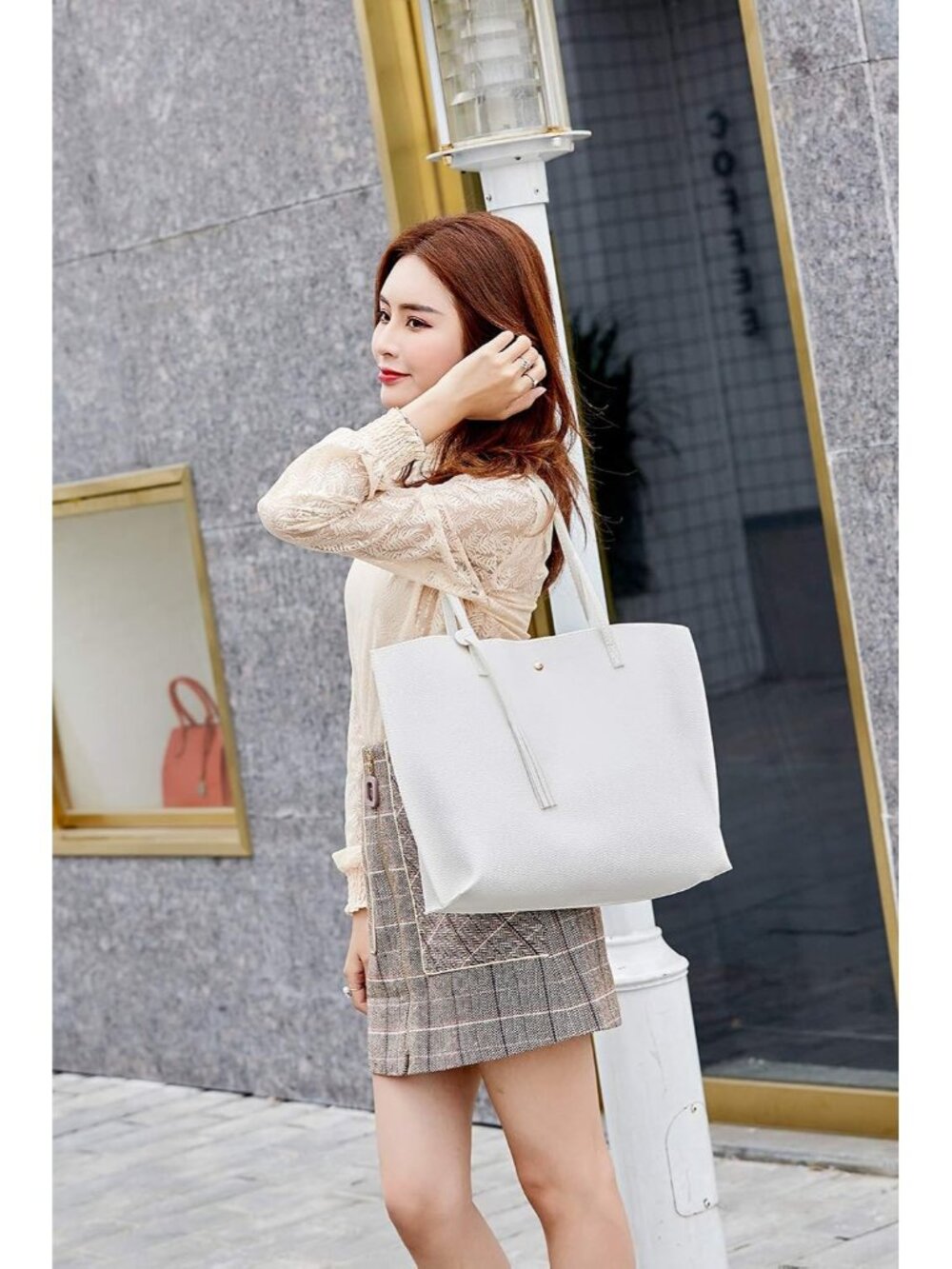 〽️Women's White Big Capacity Tassel Casual Faux Leather Shoulder Tote Handbag - Picture 3 of 7